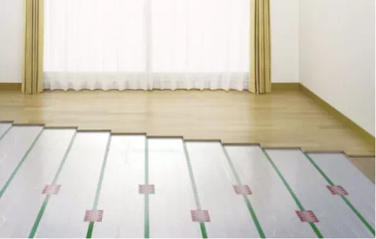 ガス温水床暖房